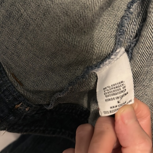 Beautiful cropped lightly distressed denim jacket. The Vampire diaries. PTP 19”. - Picture 15 of 16